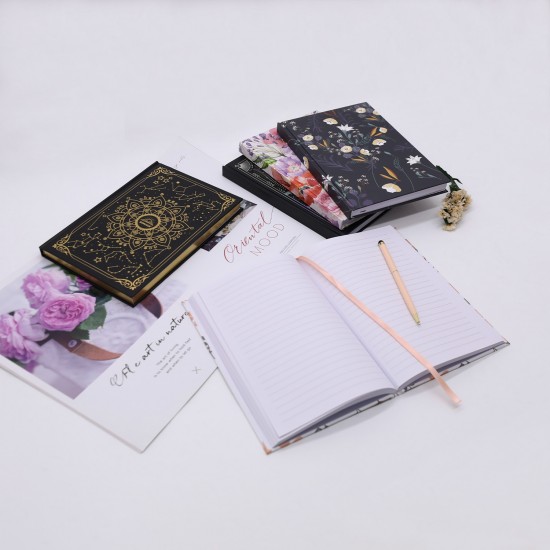 Paper cover with color-printed design, large-format gold-stamped pattern, hardcover, gold-edged interior pages, fresh-looking A5 gift notebook Paper cover with color-printed design, large-format gold-stamped pattern, hardcover, gold-edged interior pages, fresh-looking A5 gift notebook