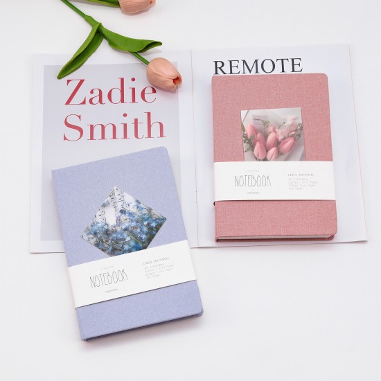 Magnetic bookmarks, creative cartoon-shaped folding soft magnetic leather bookmarks with logo printing. Magnetic bookmarks, creative cartoon-shaped folding soft magnetic leather bookmarks with logo printing.